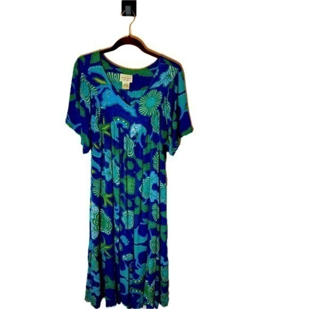 Vintage Amada Stewart Leisurewear – Size Large – 100% Rayon